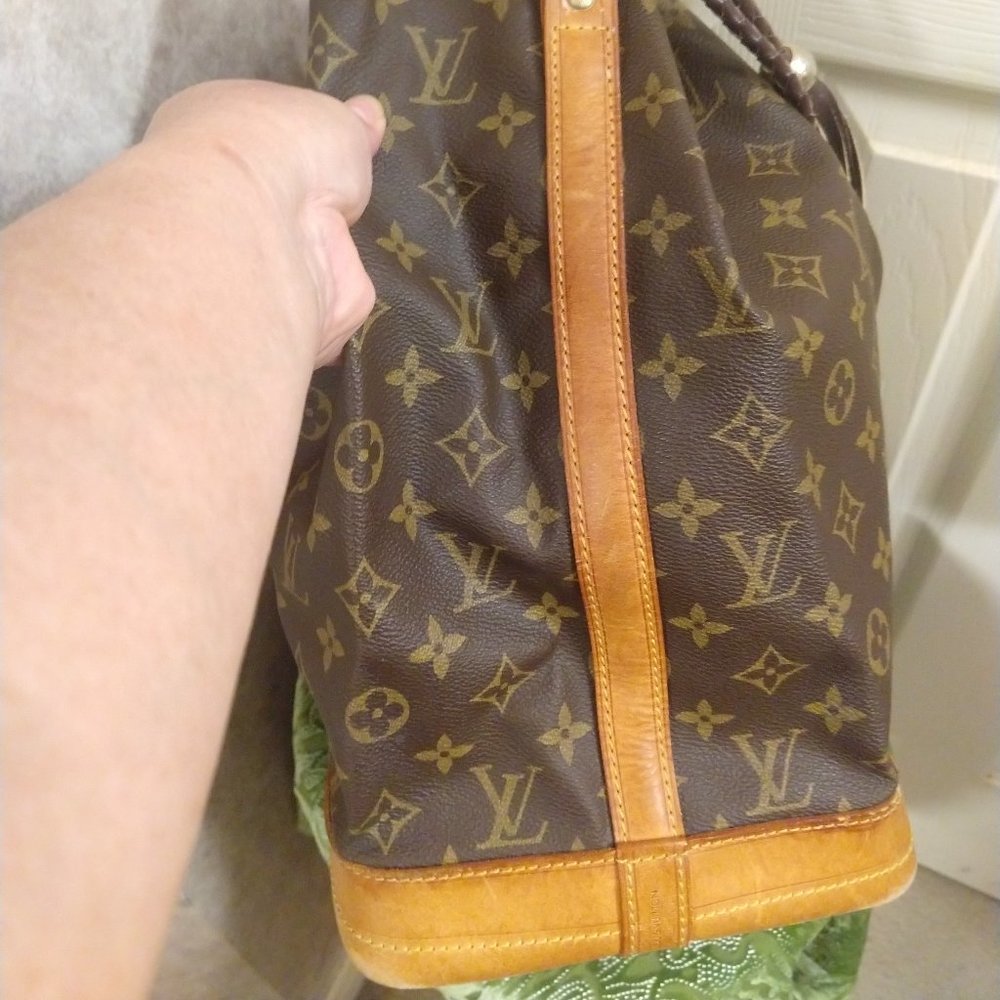 Louis Vuitton Monogram Noe GM - Picture 6 of 15
